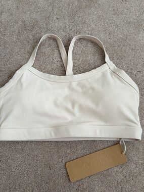 NWT ACTA Sports Bra